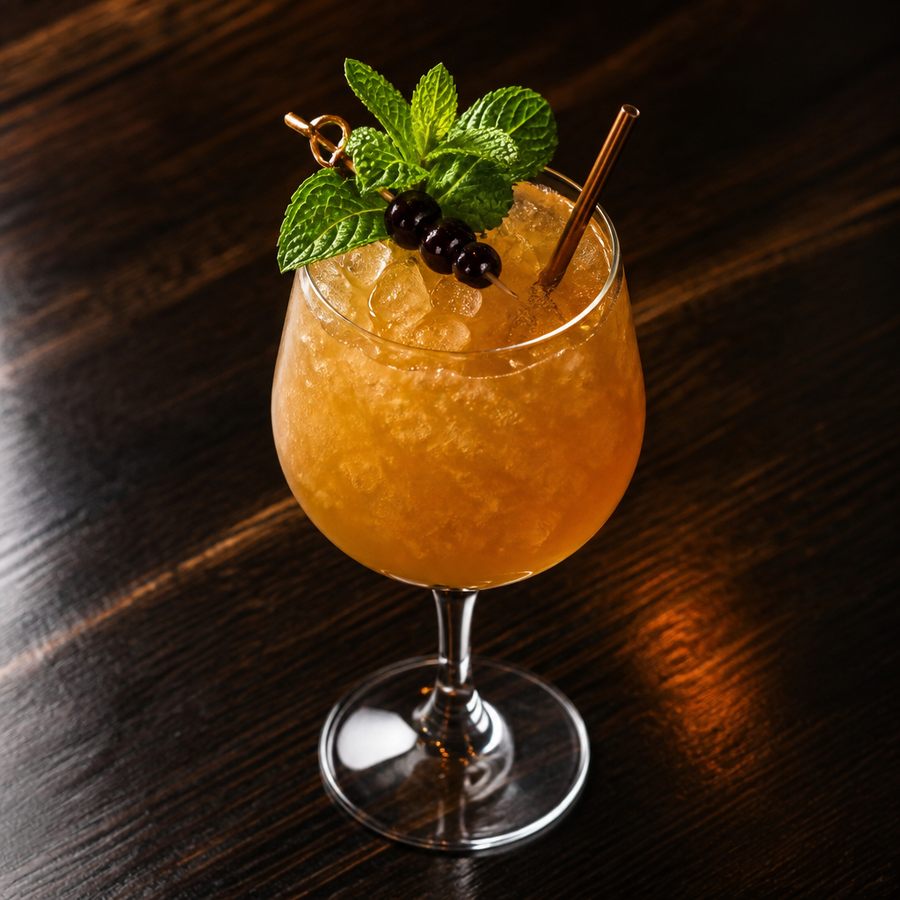 151 Swizzle przepis na koktajl