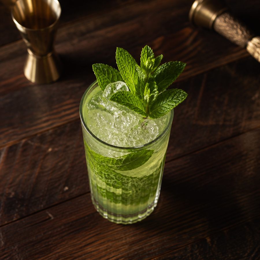 Absinthe Mojito cocktail opskrift