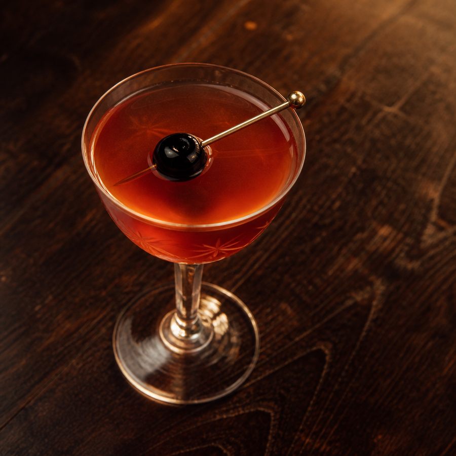 Already Inebriated cocktail opskrift