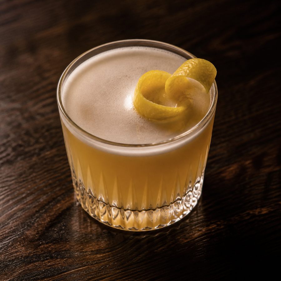 Recept na koktejl Anonymous (But Assertive) Sour
