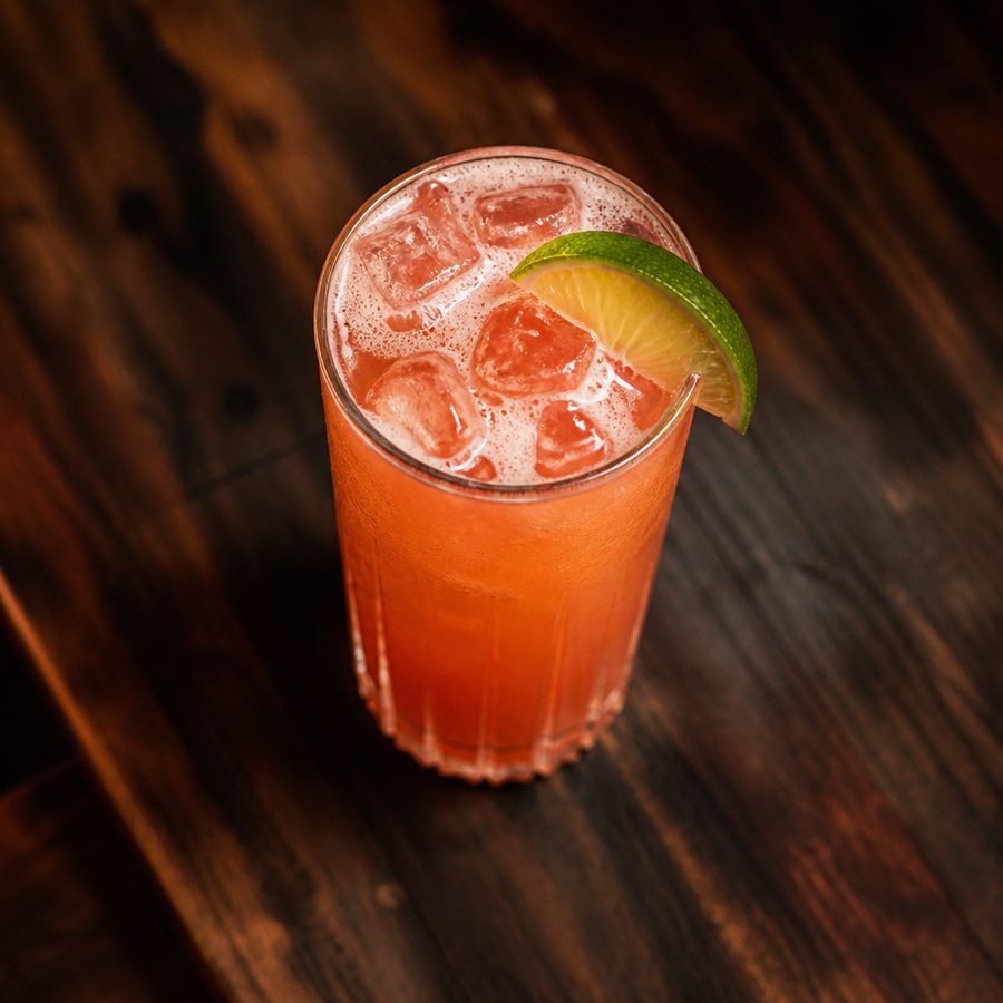 ricetta del cocktail Aperol e Rhubarb Fizz