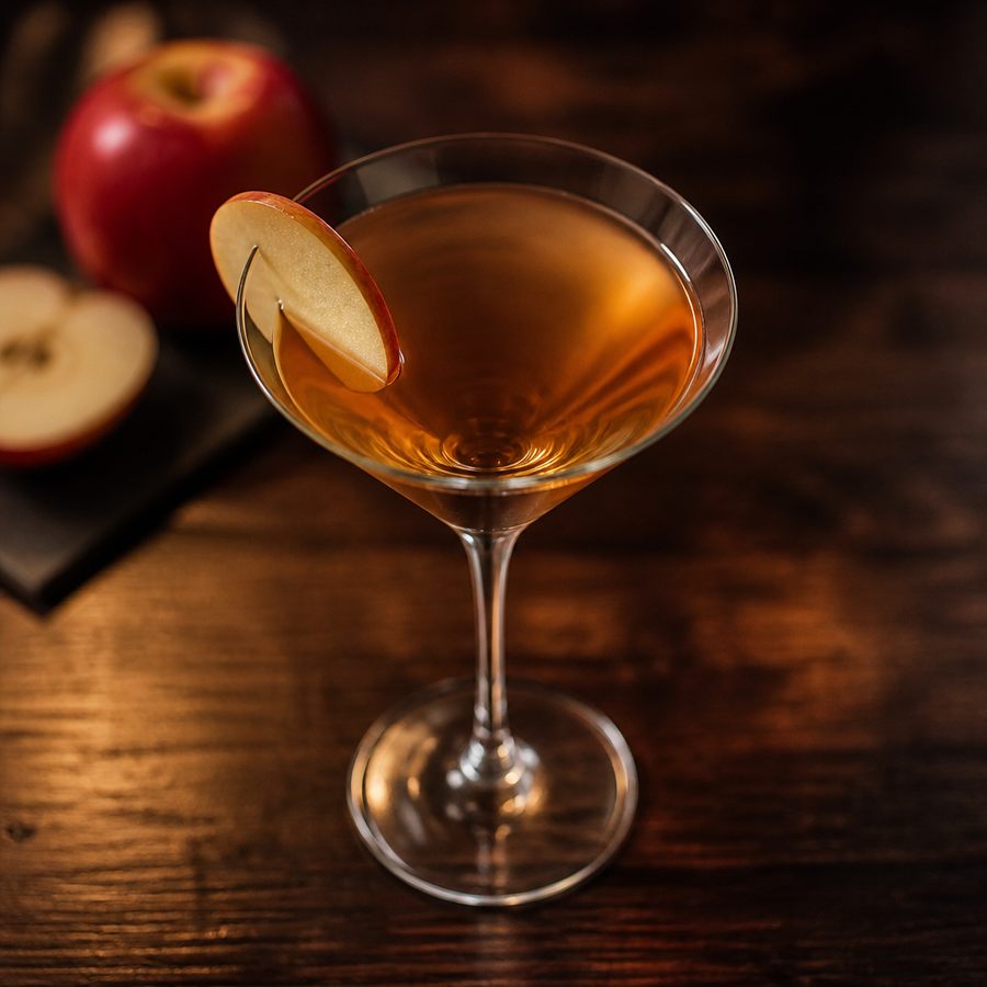 Apple Manhattan kokteili retsept