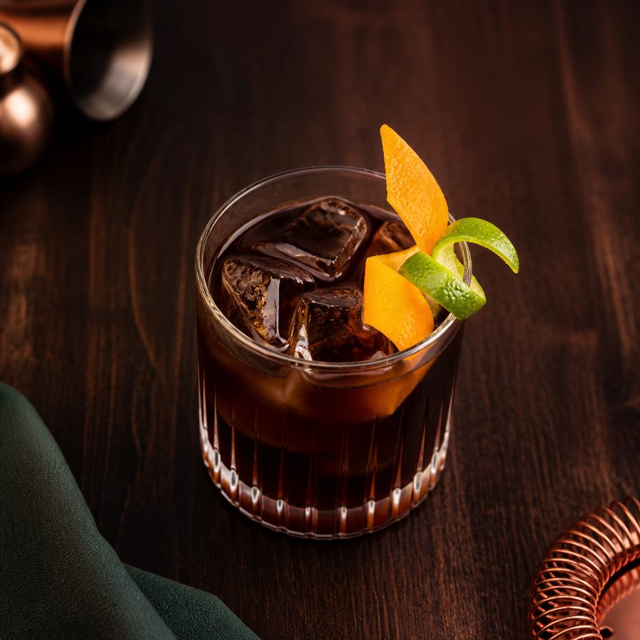 Back To Black cocktailrecept