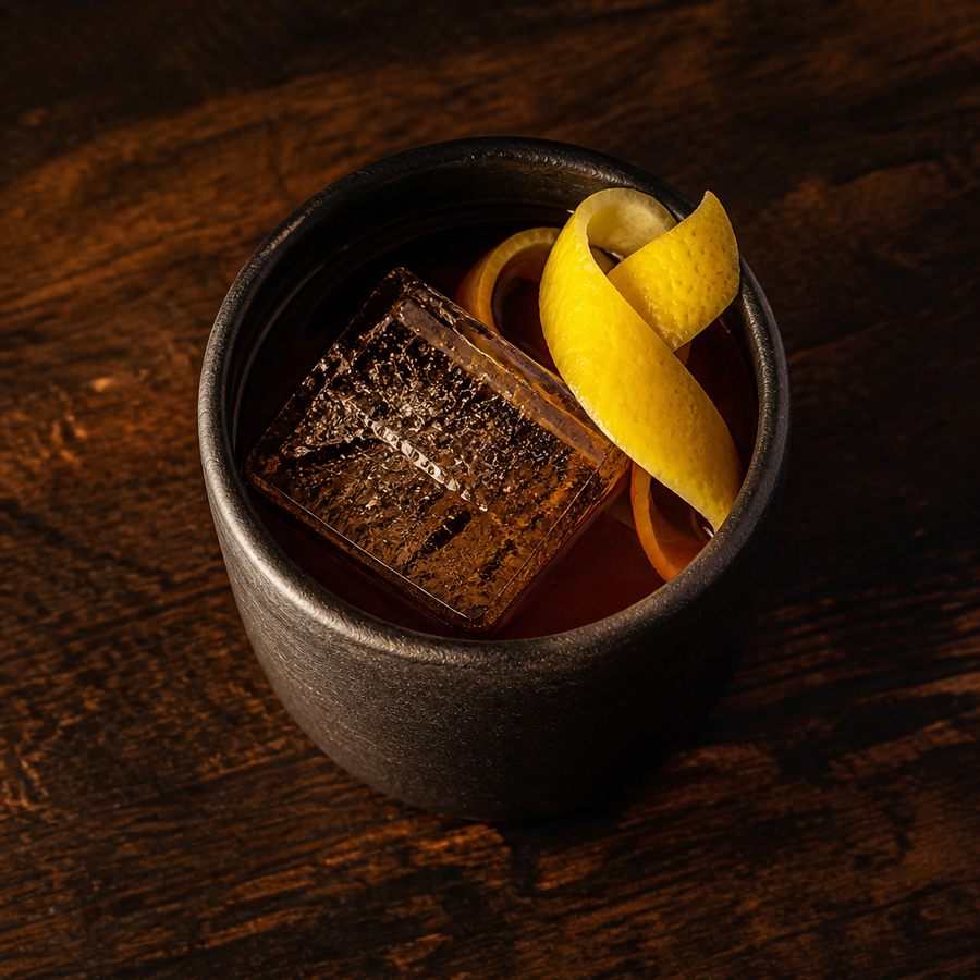 Black Fashioned công thức cocktail