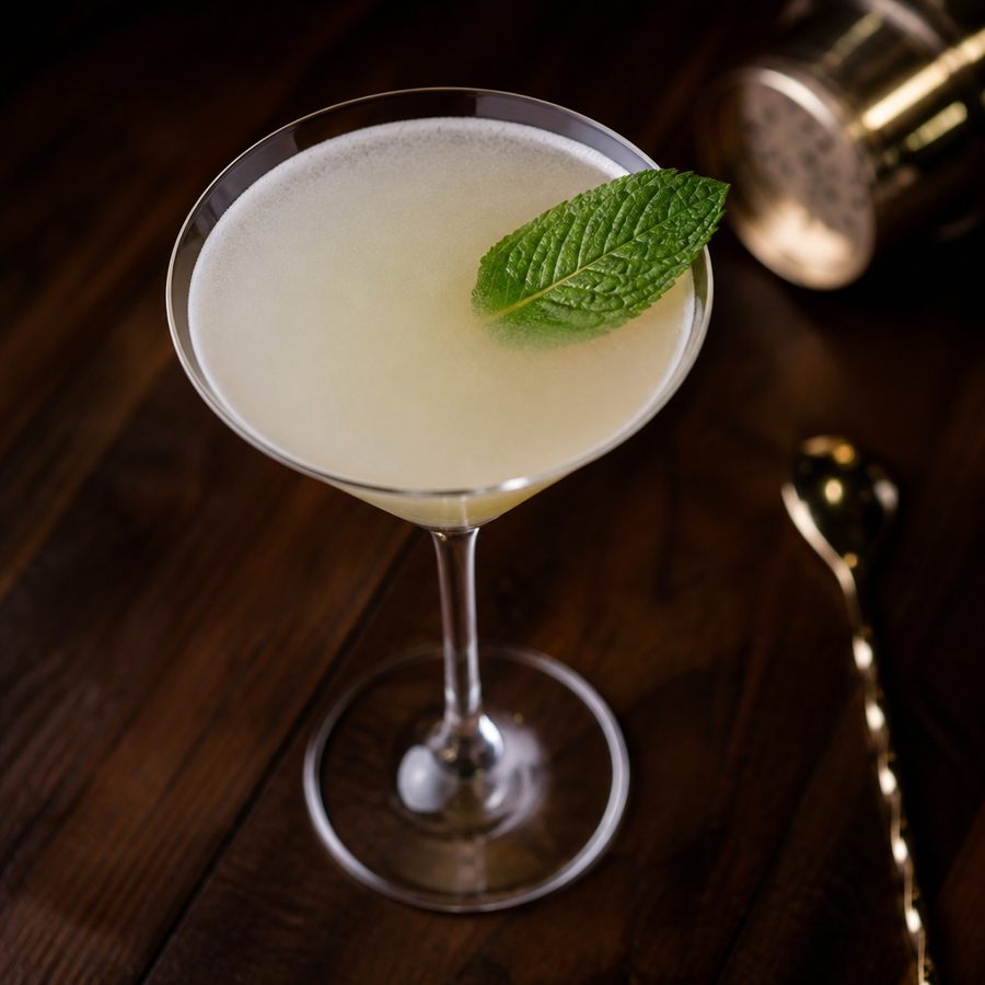 Daisy Cutter Martini สูตรค็อกเทล