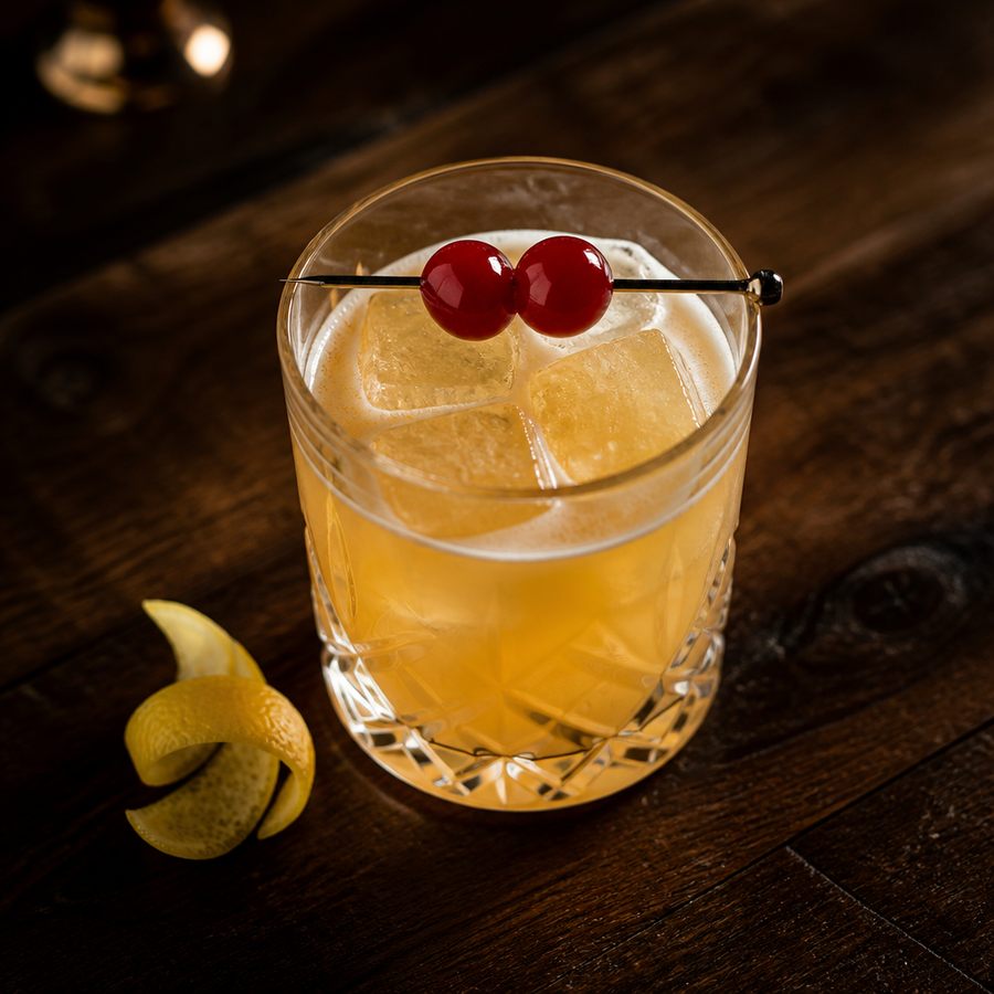 Рецепт коктейлю Amaretto Sour Даніела