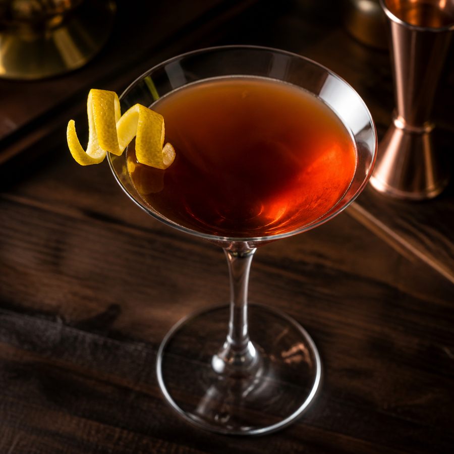 Devil's Manhattan kokteilio receptas