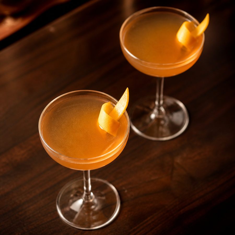 Fjerde og Rusk cocktailoppskrift
