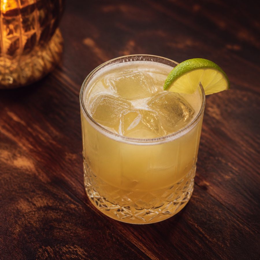 Honey Vodka Sour Cocktail Rezept