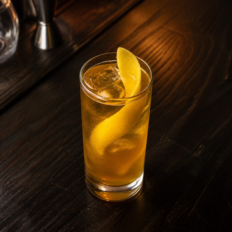 receta del cóctel Horse's Neck with a Kick