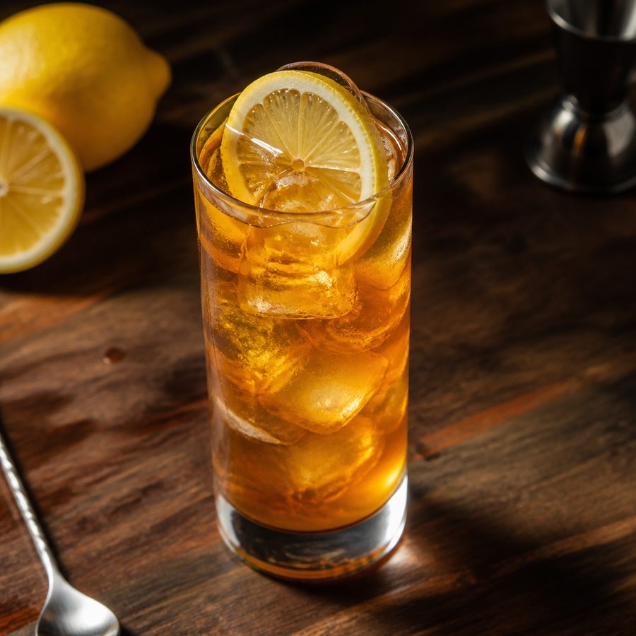 Limoncello Iced Tea cocktail opskrift