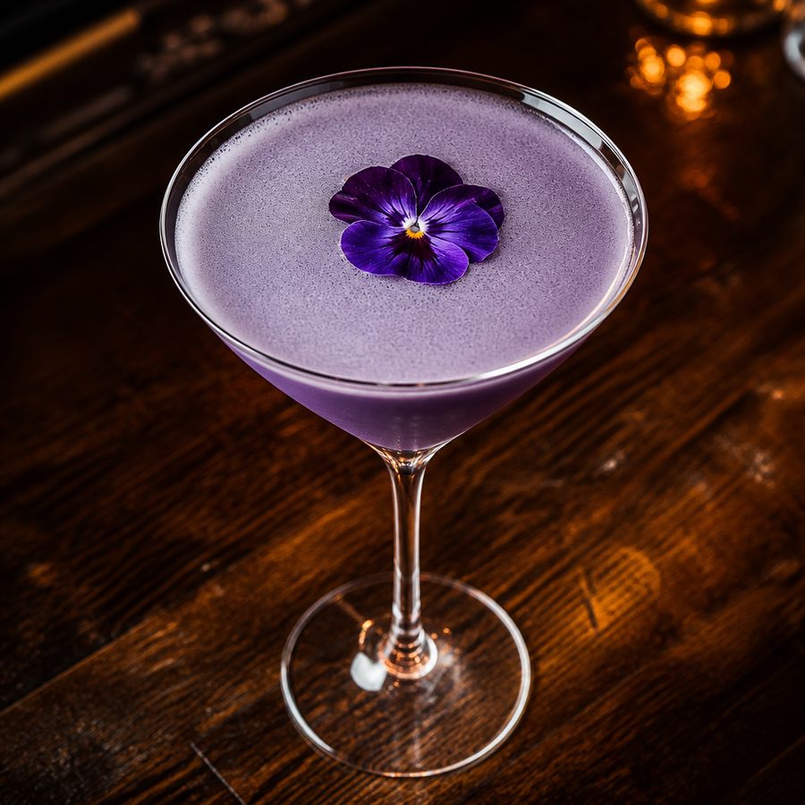 Parma Violet Martini สูตรค็อกเทล