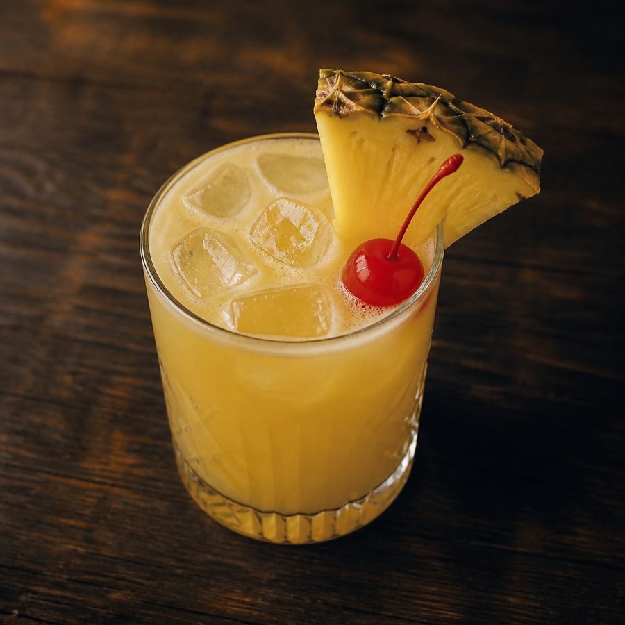 Pineapple Daiquiri #1 (On-The-Rocks) สูตรค็อกเทล