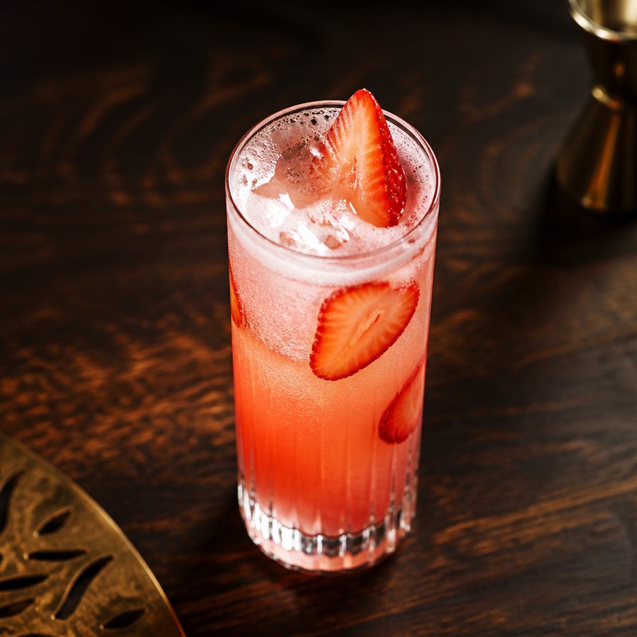 Pink Tsipouro Fizz recept za koktel
