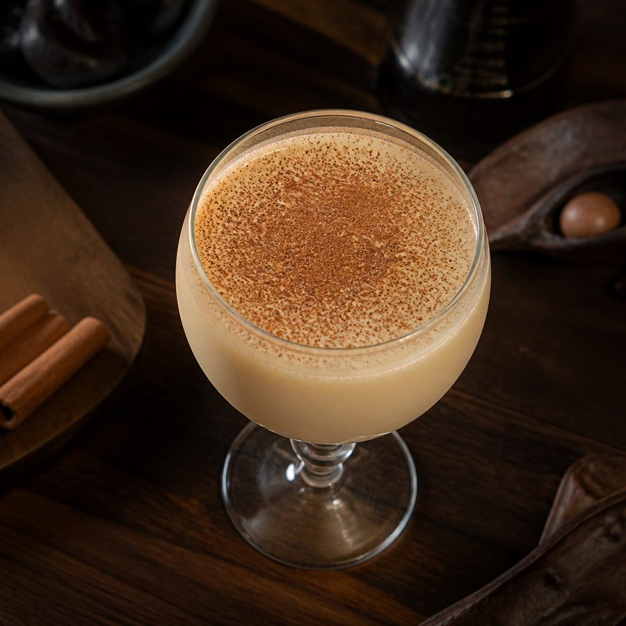 Ponche de Algarrobina cocktail opskrift