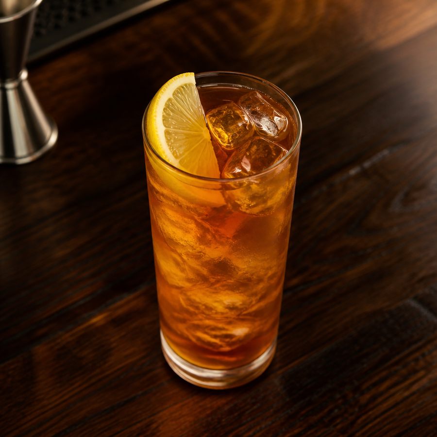 Pure Peach Tea cocktail opskrift