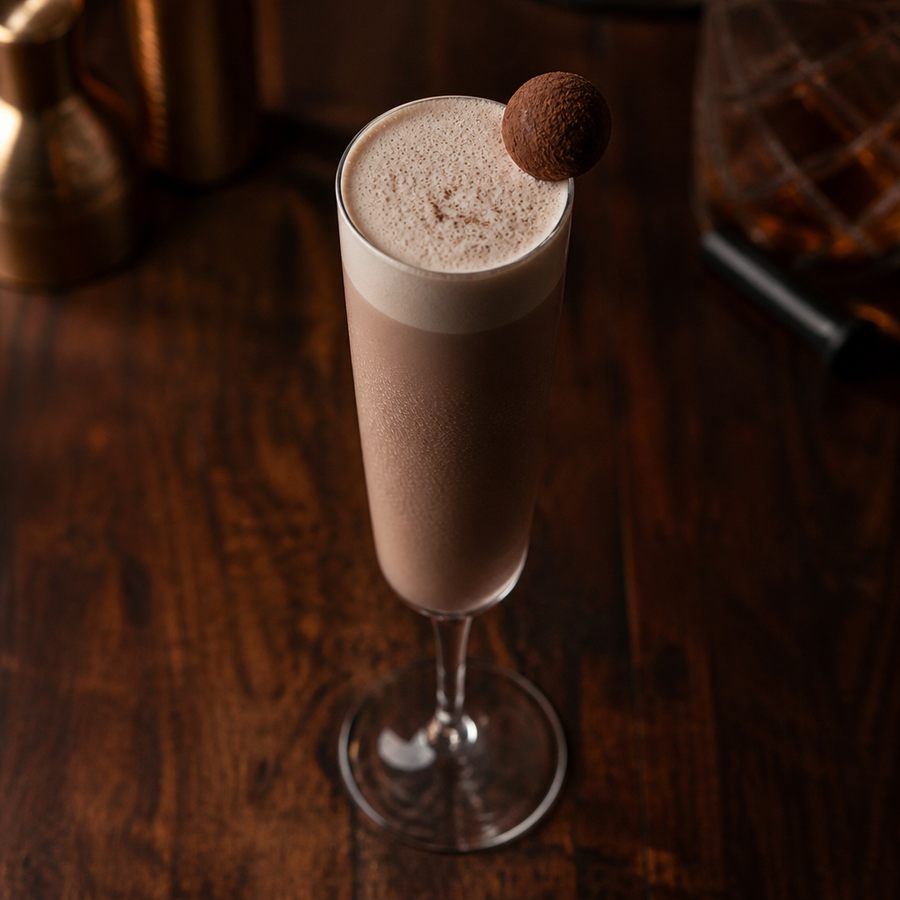 Ramos Chocolate Fizz cocktail cocktail-resepti