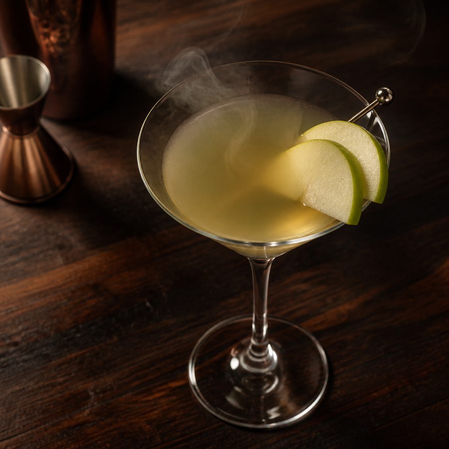 Smoked Appletini สูตรค็อกเทล