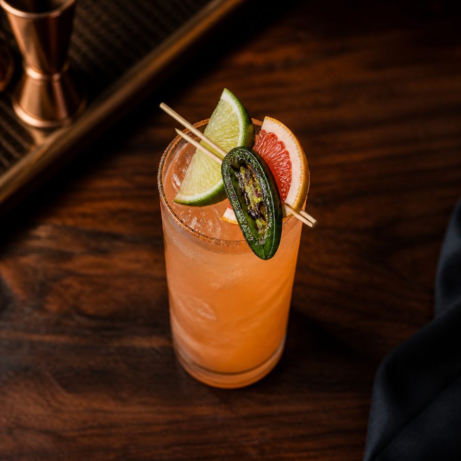 Smoked Jalepeno Spicy Paloma Cocktail Rezept