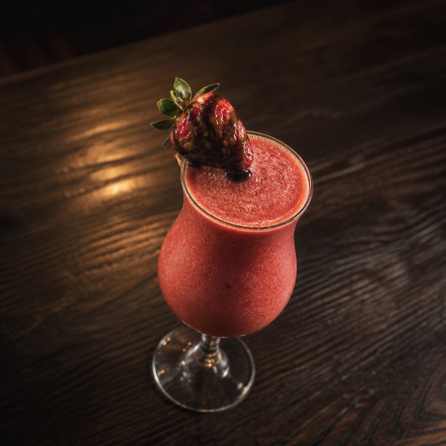 Strawberry Smoothie (Alcoholic) สูตรค็อกเทล