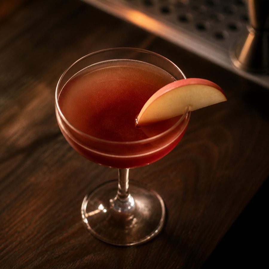 Thomas Blood Martini cocktail opskrift