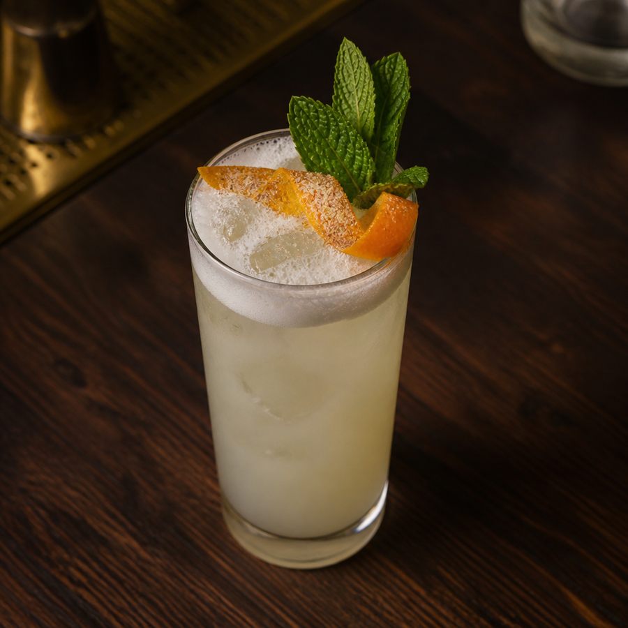 Trillium Gin Fizz cocktail opskrift