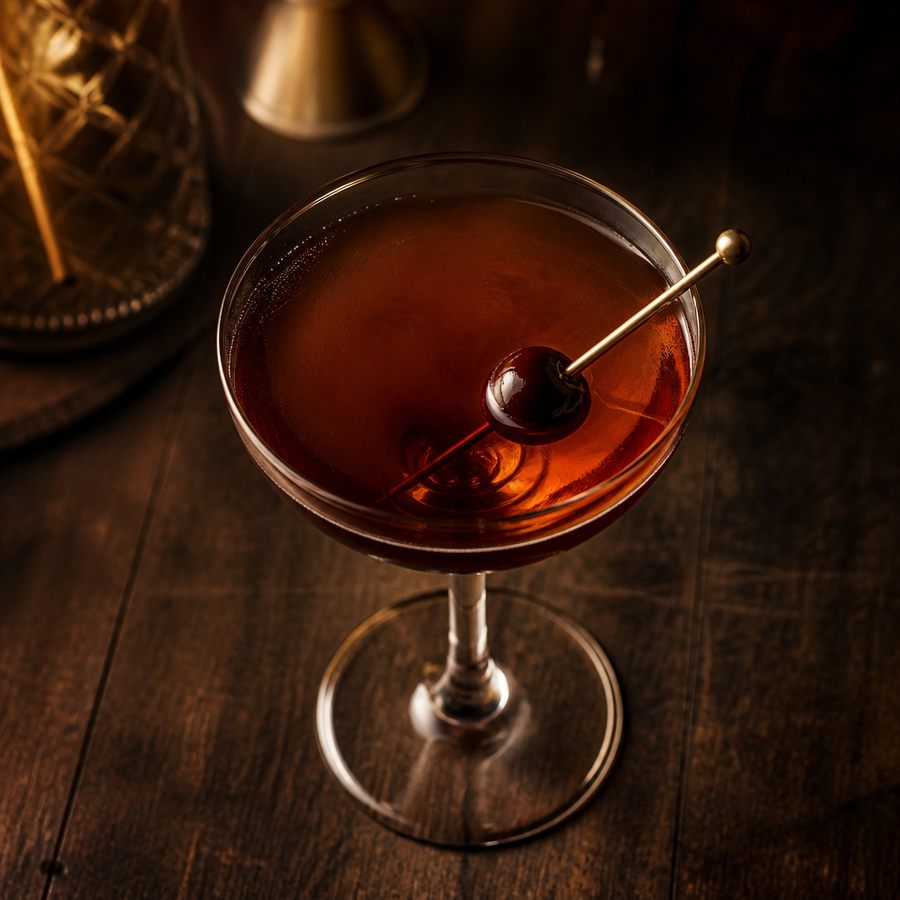 Vintage Manhattan cocktail opskrift