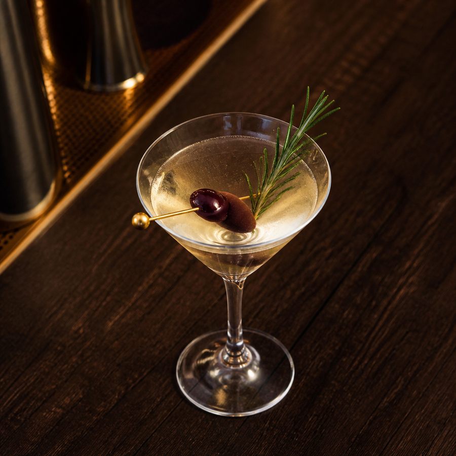 Wild & Dirty Martini Cocktail Rezept
